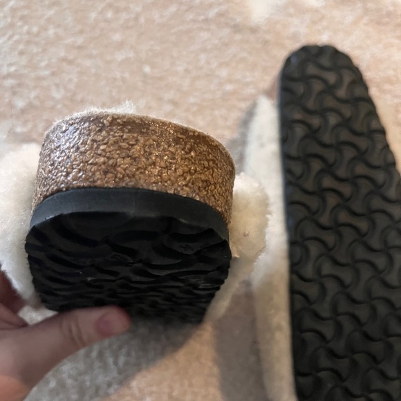 Boston Big Buckle Teddy Shearling Birkenstock Clog - Picture 5 of 8